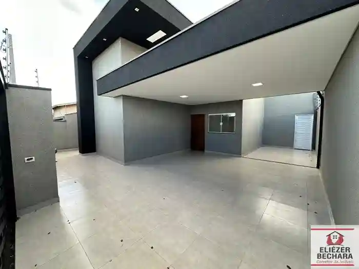 Casa com 3 quartos à venda, 113m² — foto 2 de 18