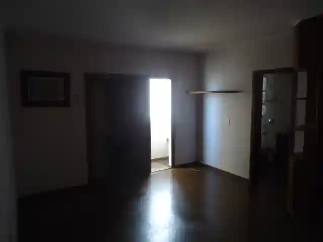 Apartamento com 3 quartos à venda, 300m² — foto 21 de 44