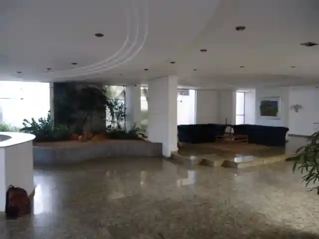 Apartamento com 3 quartos à venda, 300m² — foto 40 de 44