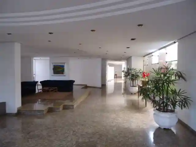 Apartamento com 3 quartos à venda, 300m² — foto 39 de 44