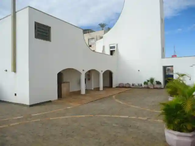 Apartamento com 3 quartos à venda, 300m² — foto 43 de 44
