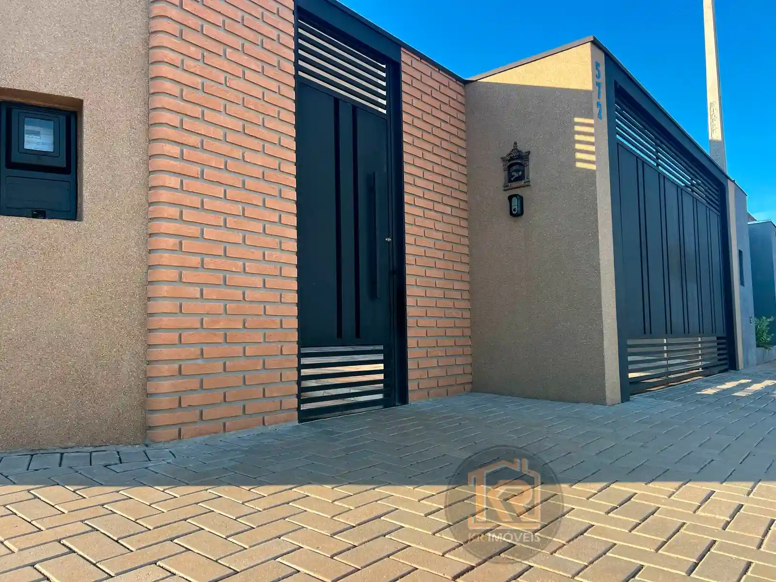 Casa com 2 quartos à venda, 148m² — foto 1 de 29