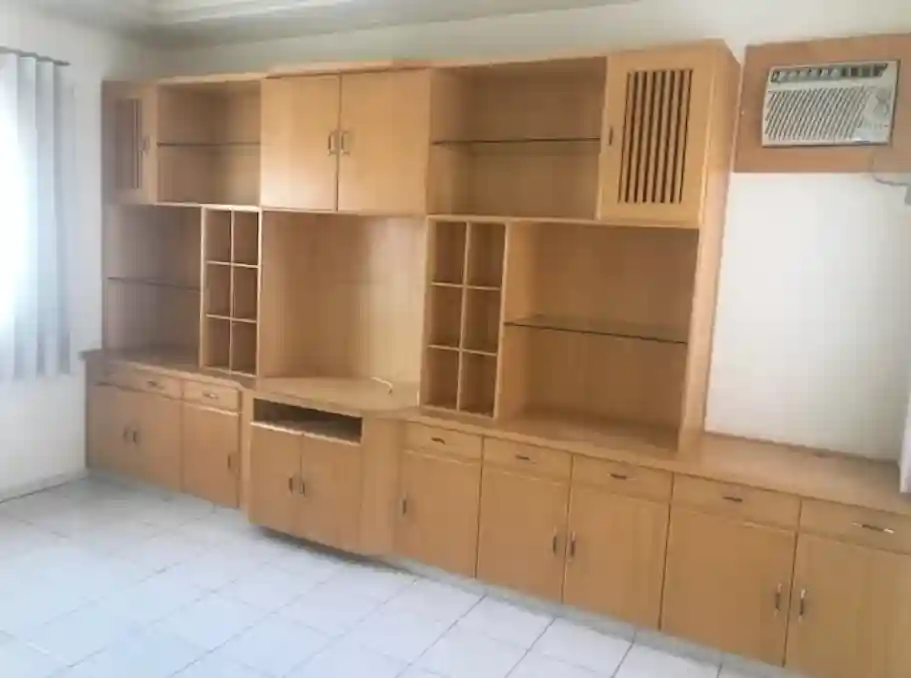Casa de Condomínio com 3 quartos à venda, 450m² — foto 2 de 11