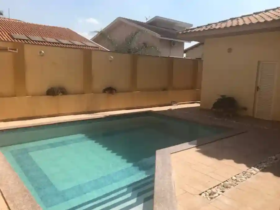 Casa de Condomínio com 3 quartos à venda, 450m² — foto 11 de 11