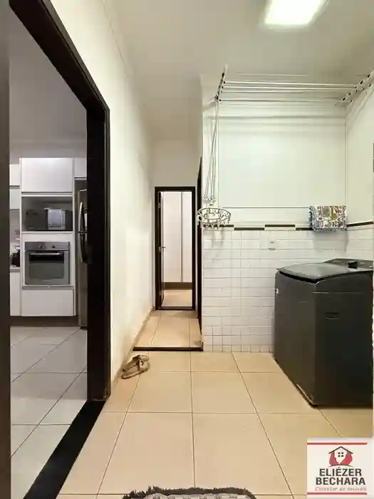 Casa de Condomínio com 3 quartos à venda, 190m² — foto 18 de 29