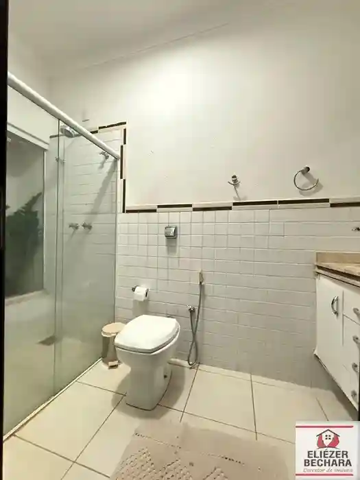 Casa de Condomínio com 3 quartos à venda, 190m² — foto 2 de 29