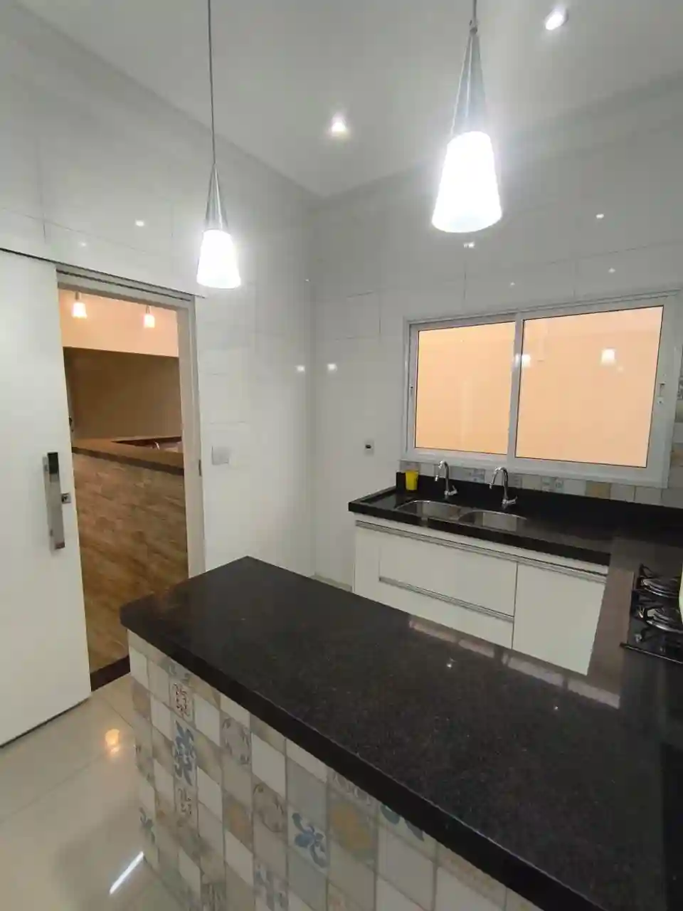 Casa com 3 quartos à venda, 242m² — foto 10 de 46