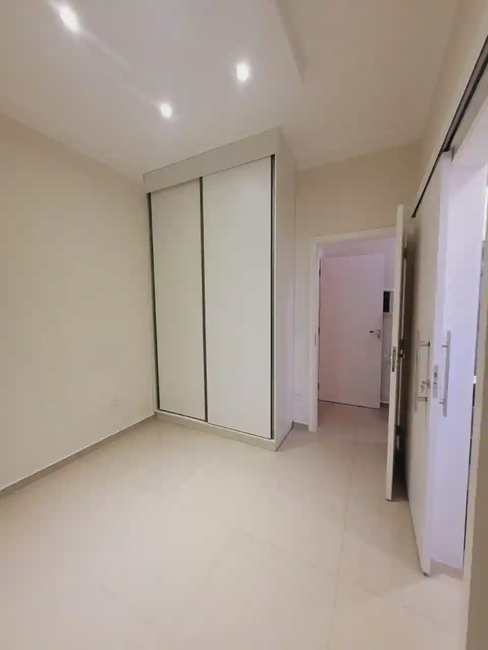 Casa com 3 quartos à venda, 242m² — foto 32 de 46
