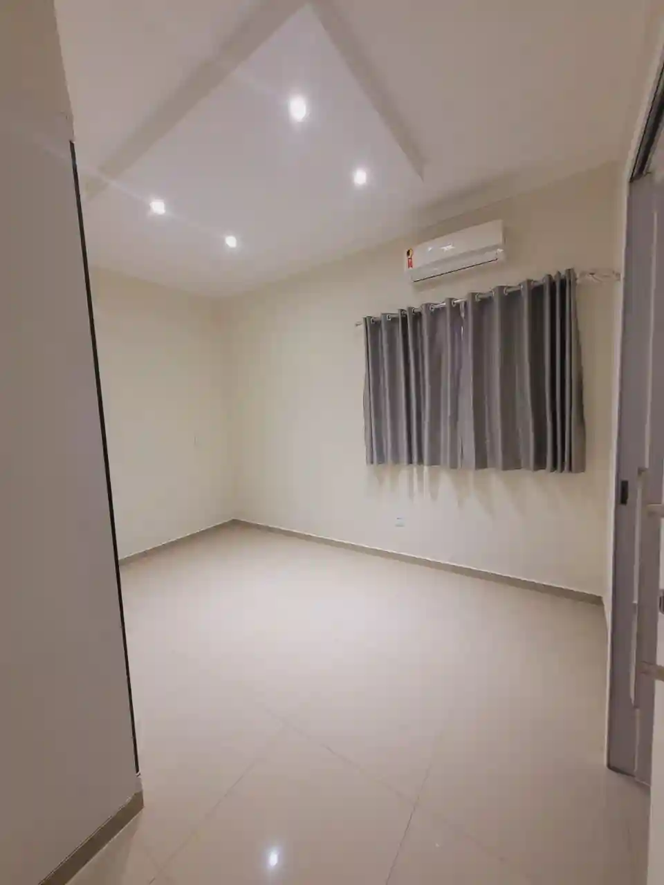 Casa com 3 quartos à venda, 242m² — foto 43 de 46