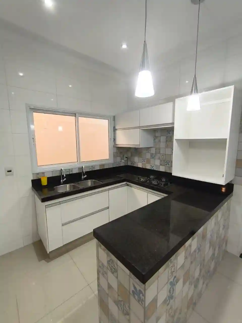 Casa com 3 quartos à venda, 242m² — foto 14 de 46