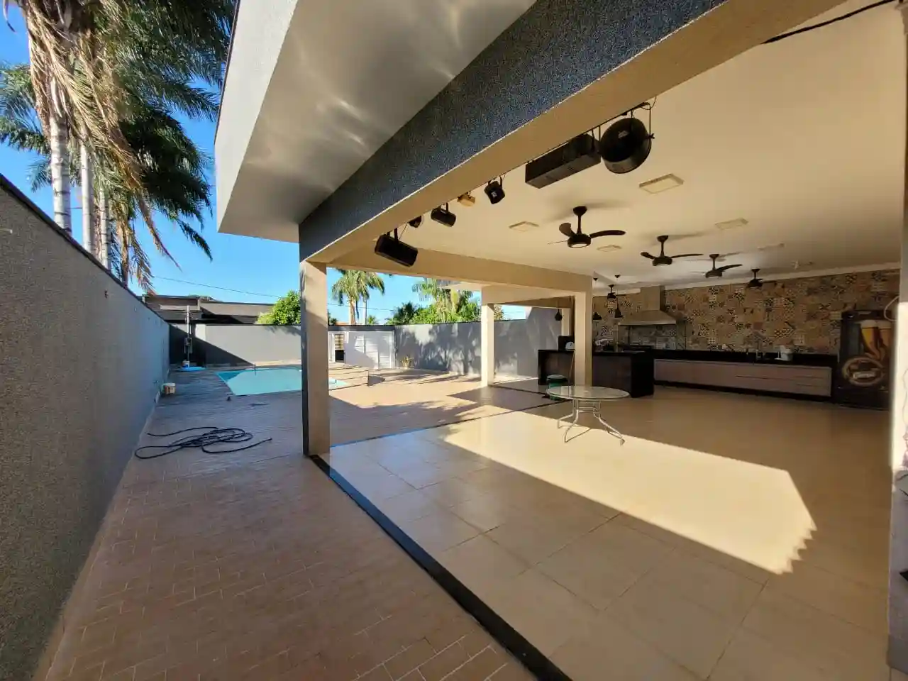 Casa de Condomínio com 4 quartos à venda, 290m² — foto 10 de 11