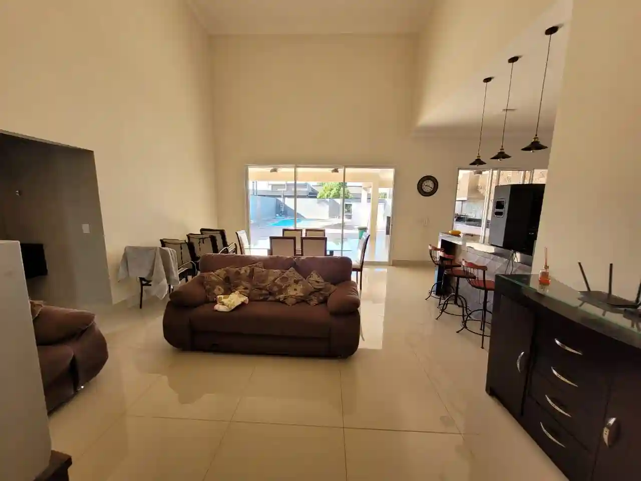 Casa de Condomínio com 4 quartos à venda, 290m² — foto 3 de 11