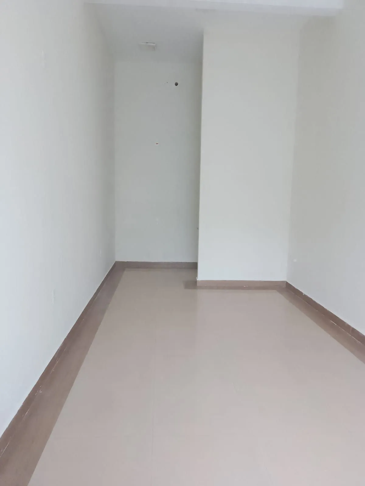 Loja / Salão / Ponto Comercial para aluguel, 30m² — foto 2 de 5
