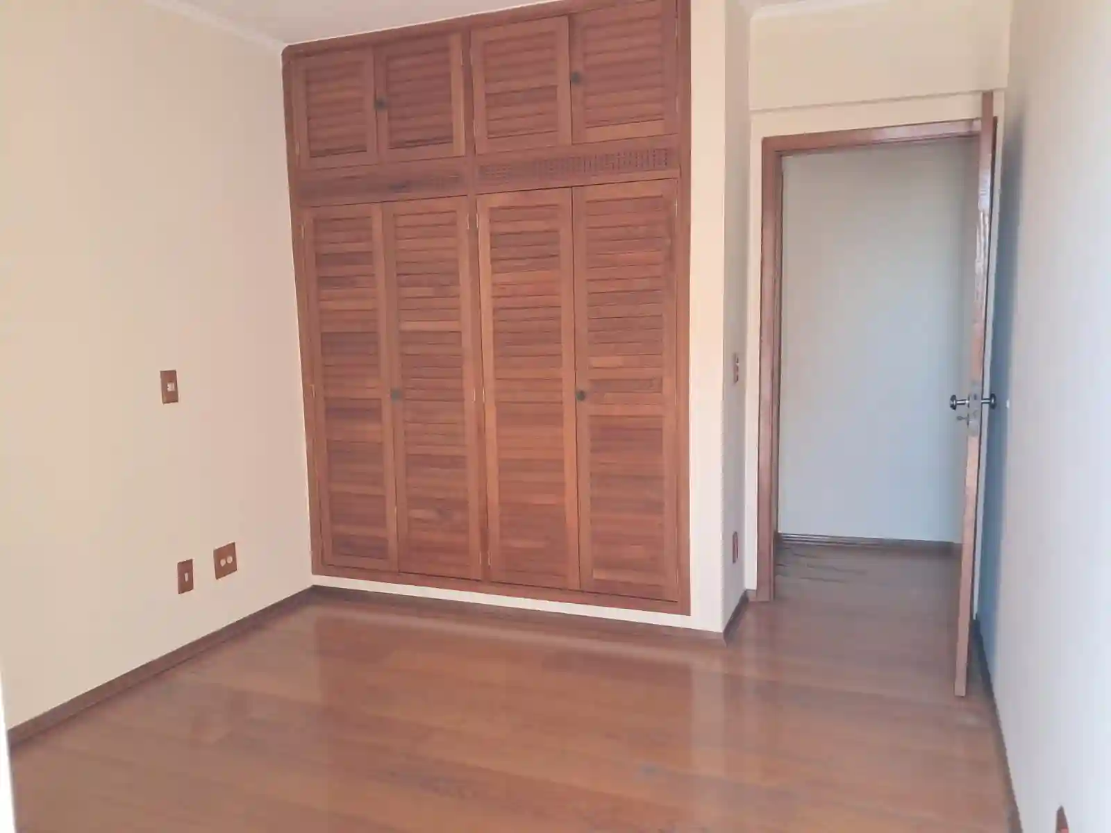 Apartamento com 3 quartos à venda, 137m² — foto 17 de 23