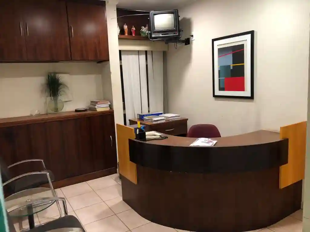 Loja / Salão / Ponto Comercial à venda — foto 1 de 5