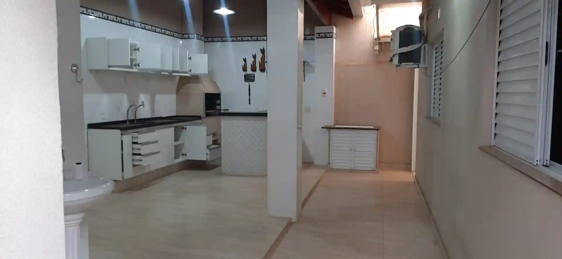 Casa com 3 quartos para aluguel, 180m² — foto 24 de 30