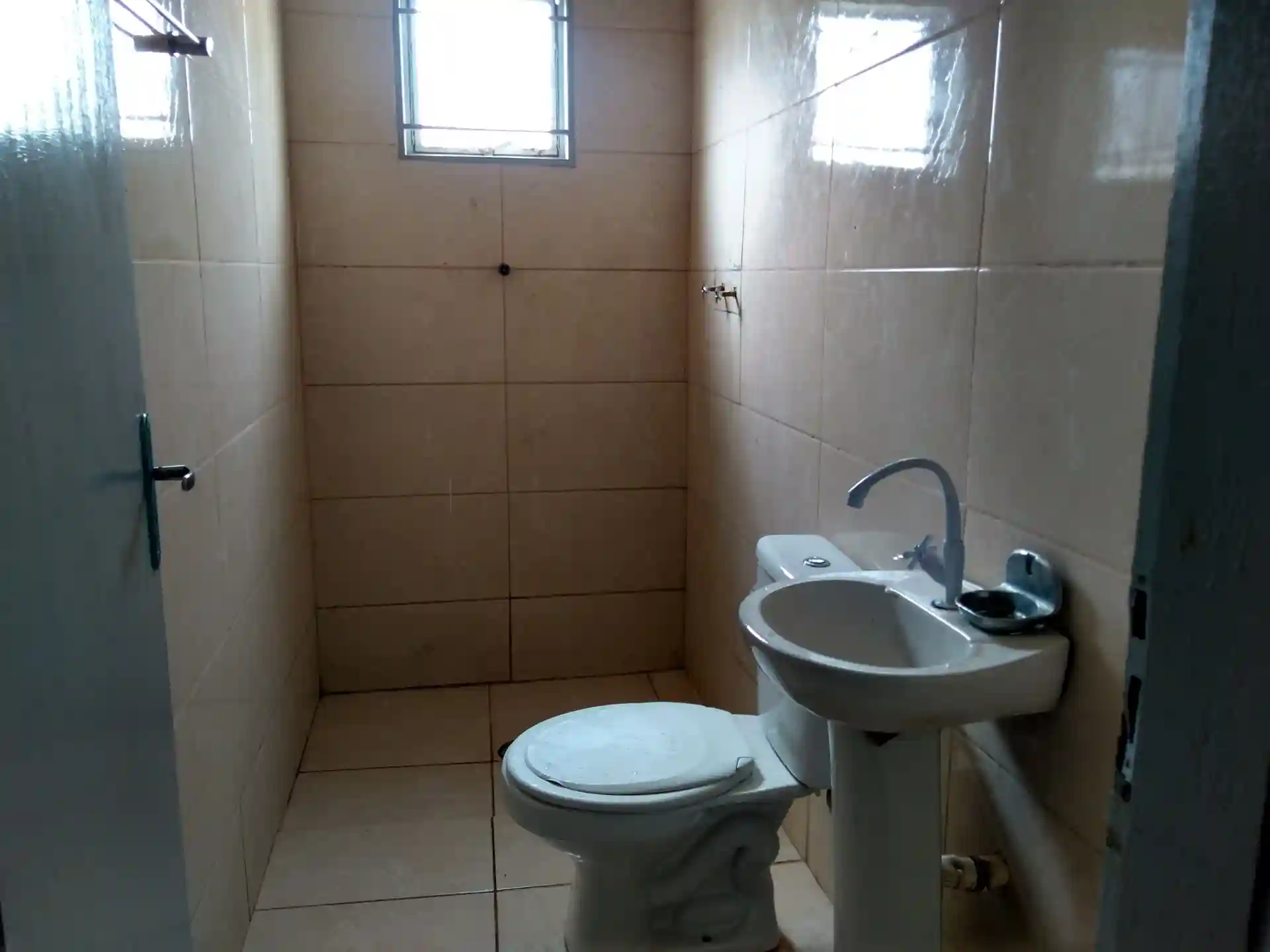 Casa com 2 quartos à venda, 390m² — foto 23 de 25