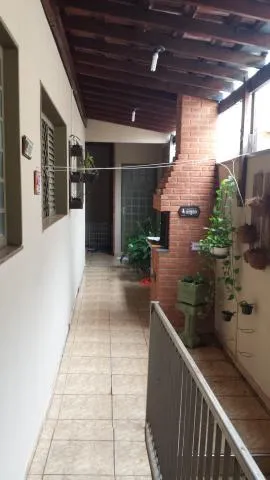 Casa à venda — foto 5 de 6