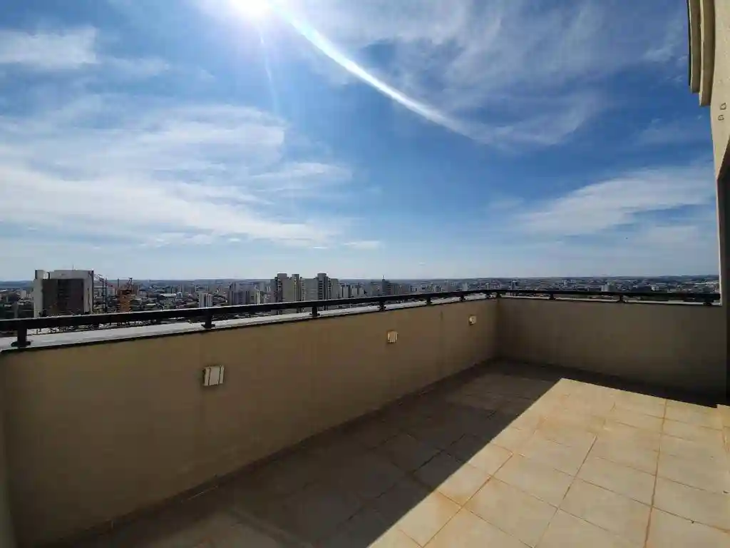 Apartamento com 3 quartos à venda, 140m² — foto 18 de 25