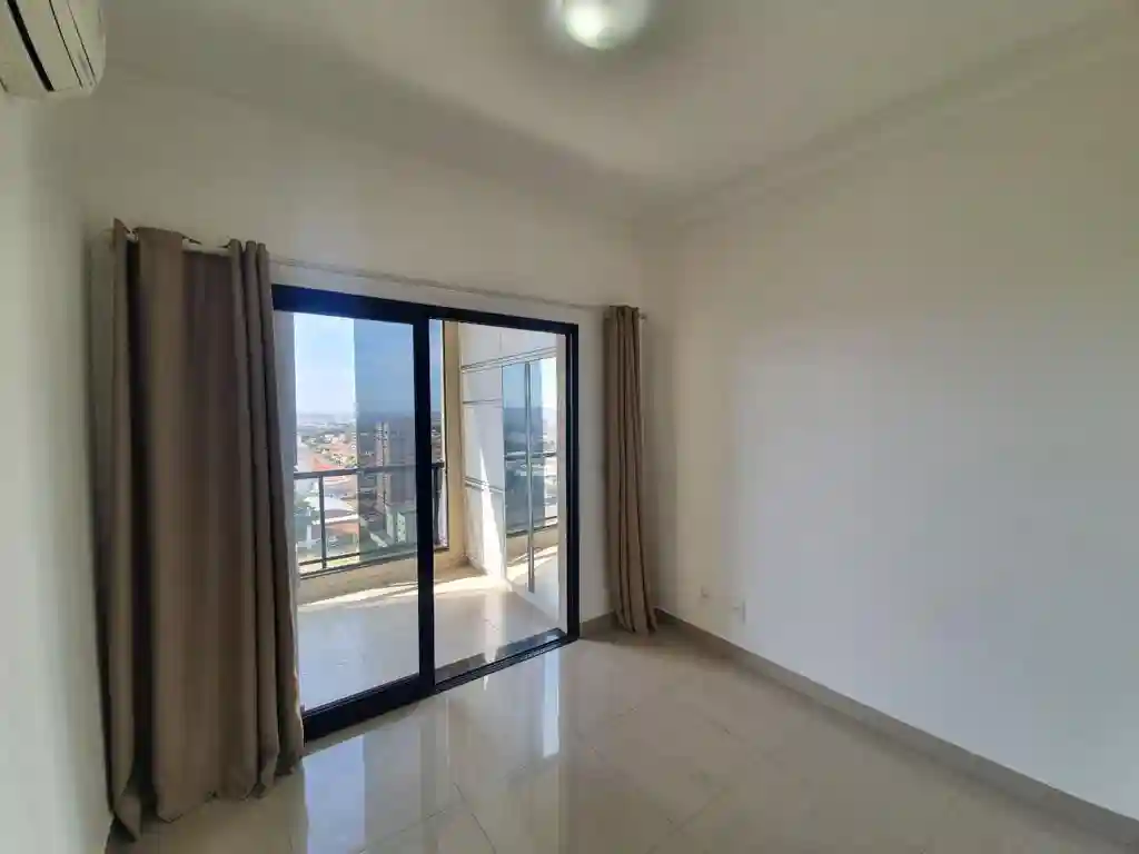 Apartamento com 3 quartos à venda, 140m² — foto 8 de 25