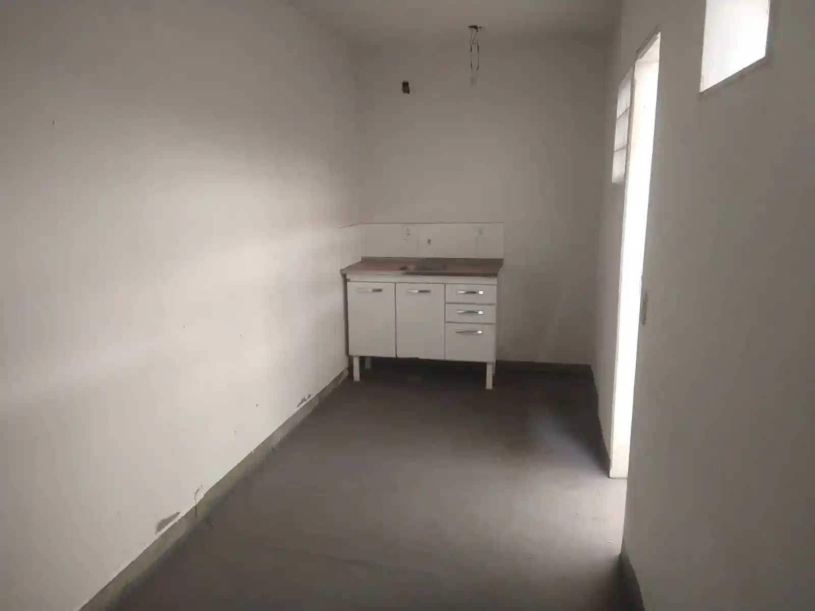 Loja / Salão / Ponto Comercial  para aluguel, 530m² — foto 16 de 17