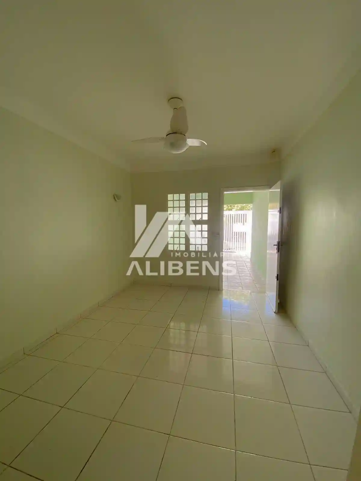 Casa com 3 quartos à venda, 200m² — foto 6 de 21