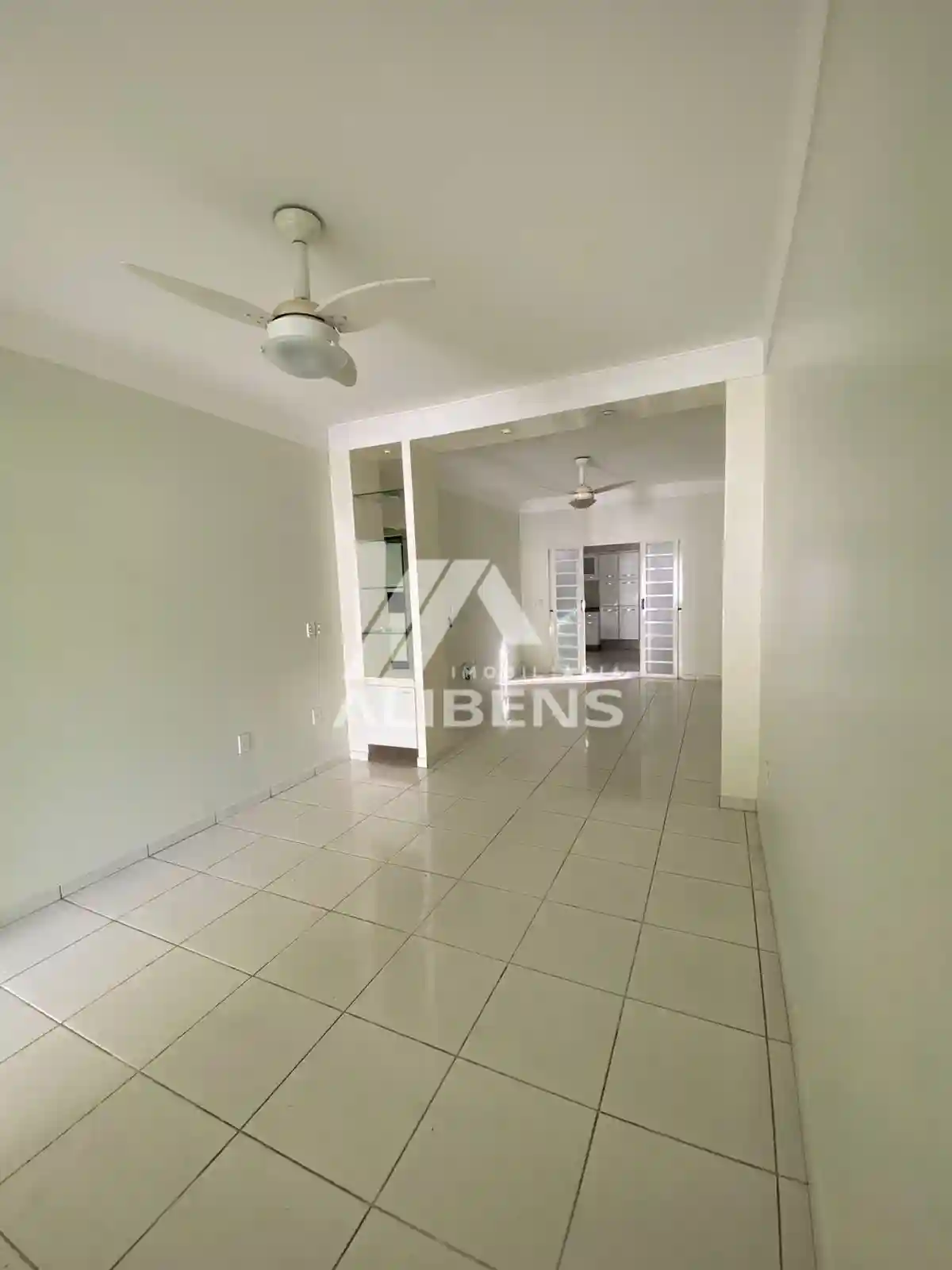 Casa com 3 quartos à venda, 200m² — foto 7 de 21