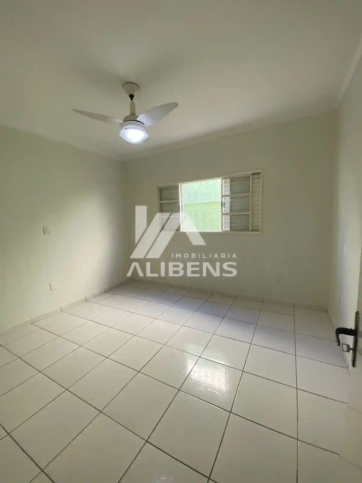 Casa com 3 quartos à venda, 200m² — foto 16 de 21