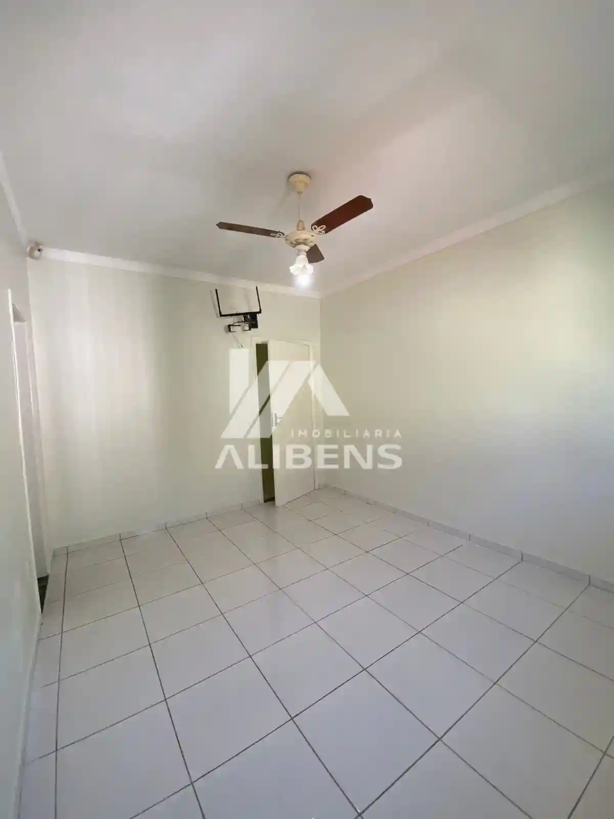 Casa com 3 quartos à venda, 200m² — foto 10 de 21