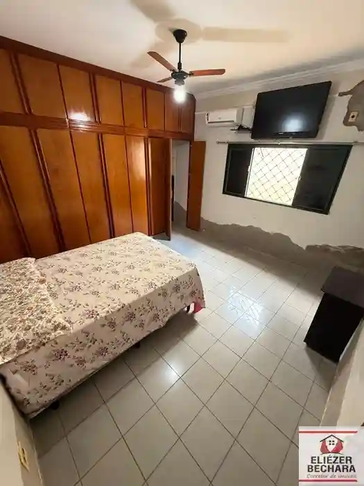 Casa com 3 quartos à venda, 400m² — foto 18 de 26