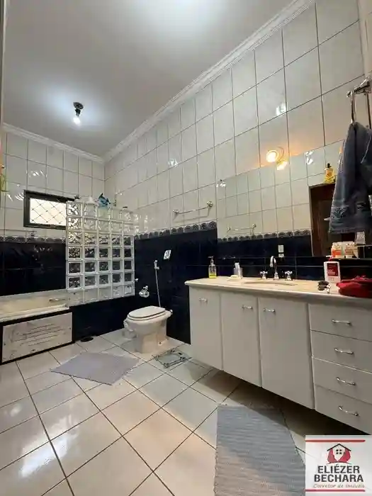 Casa com 3 quartos à venda, 400m² — foto 14 de 26
