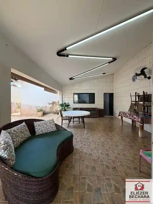 Casa com 3 quartos à venda, 400m² — foto 23 de 26