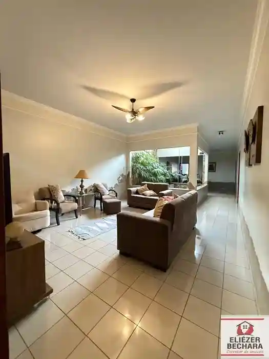 Casa com 3 quartos à venda, 400m² — foto 10 de 26