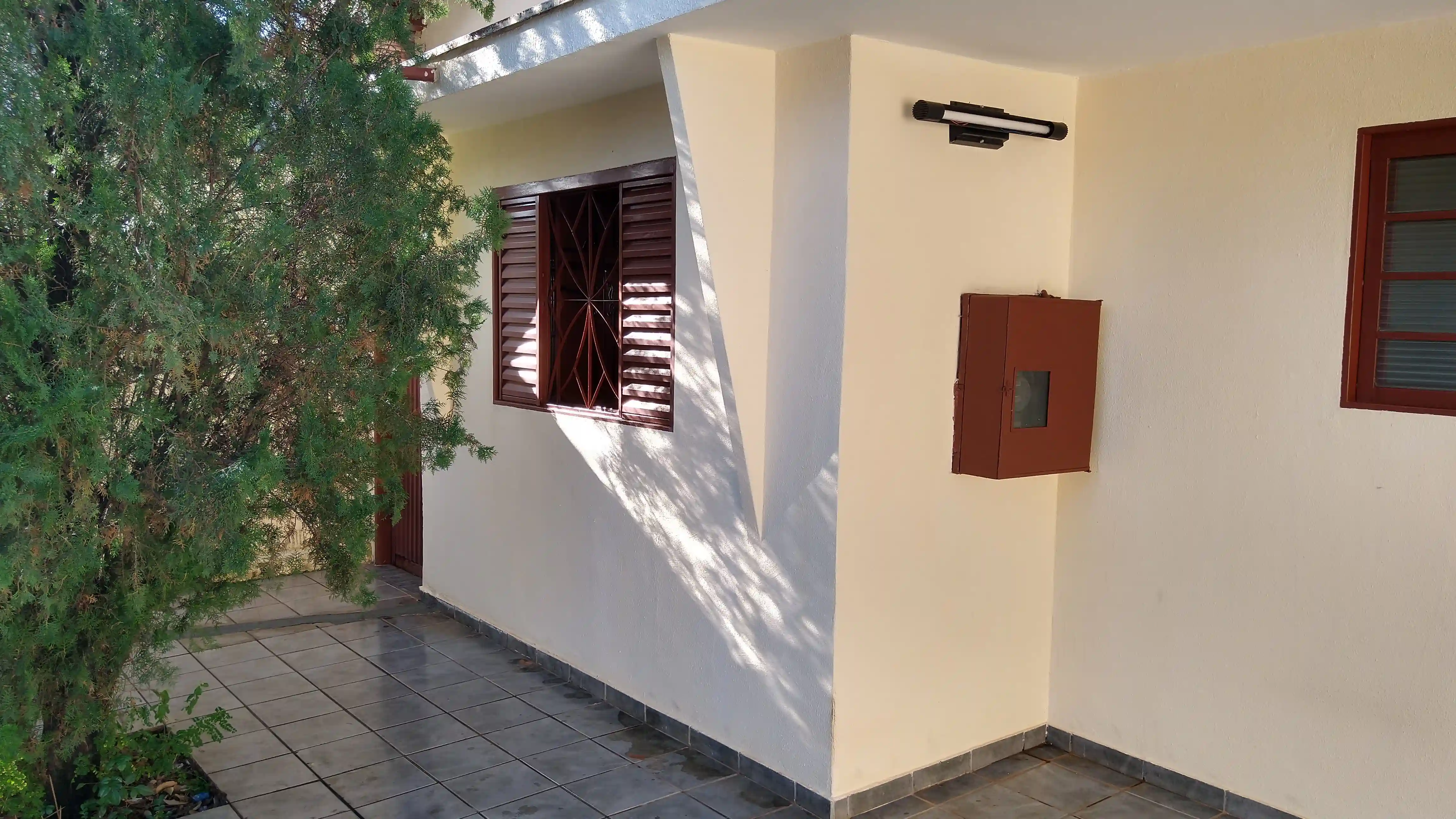 Casa com 4 quartos à venda, 174m² — foto 2 de 25