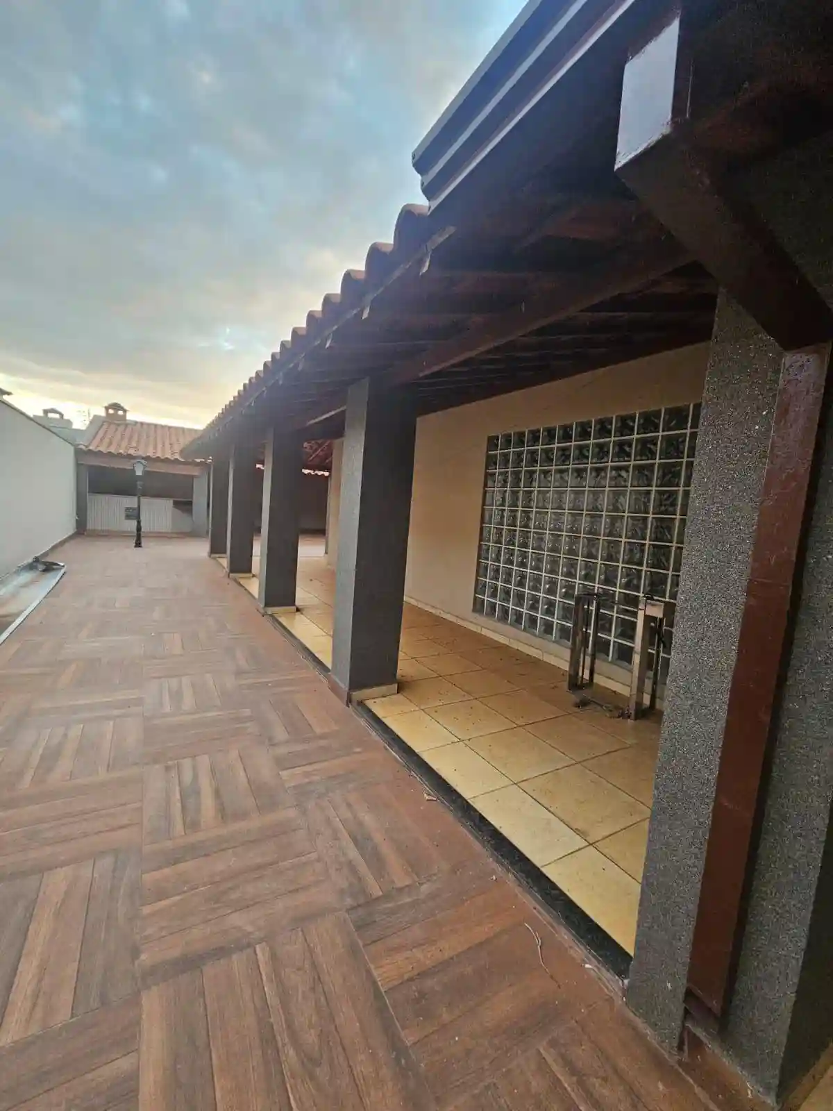 Casa com 3 quartos à venda, 450m² — foto 10 de 19