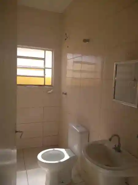 Casa à venda — foto 7 de 10