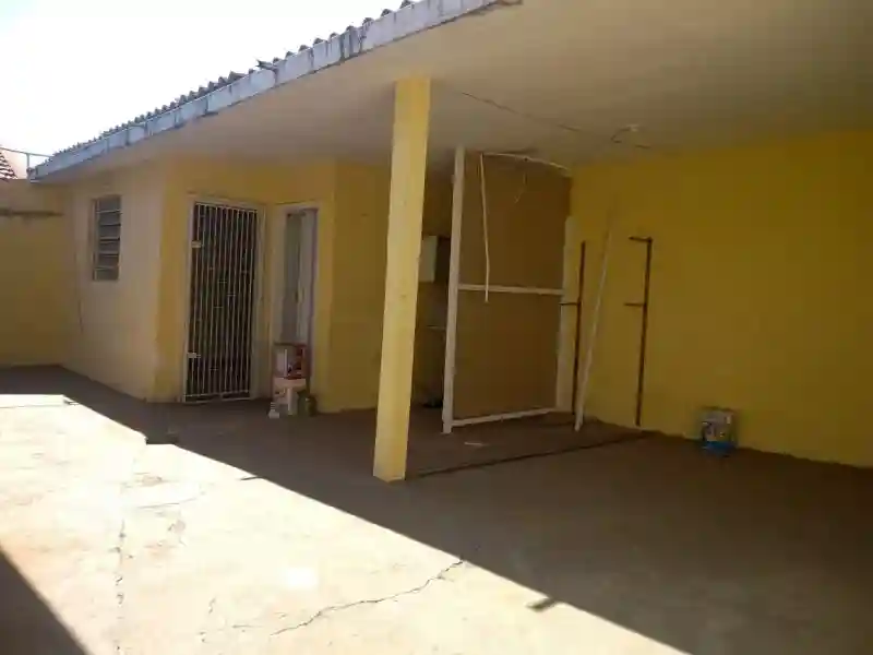 Casa à venda — foto 3 de 10
