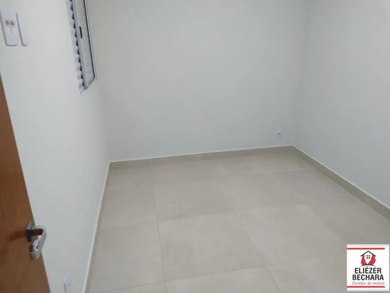 Casa à venda — foto 6 de 9