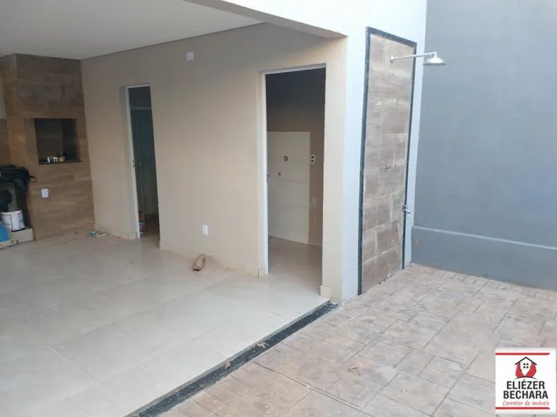 Casa à venda — foto 8 de 9
