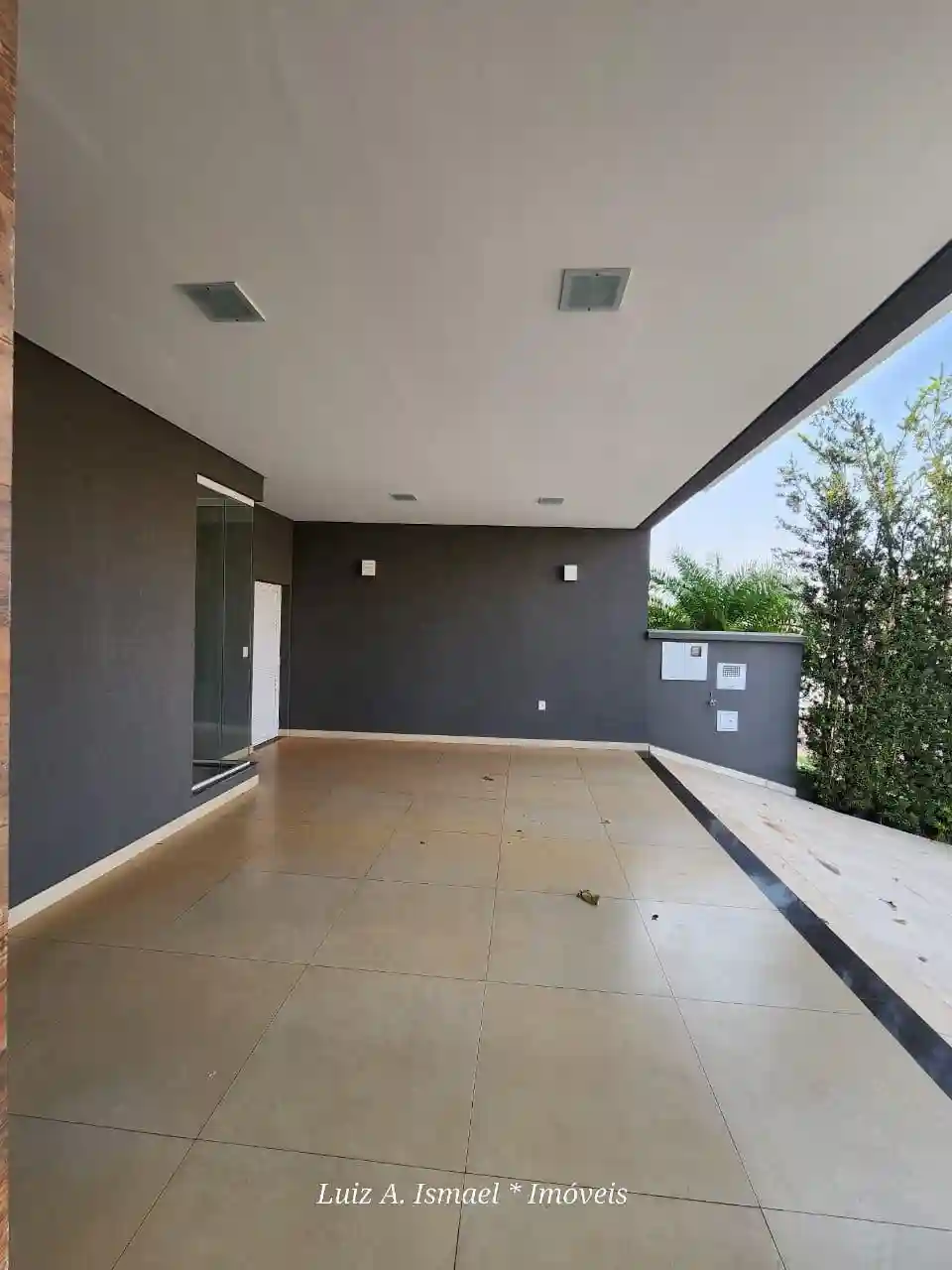 Casa de Condomínio com 4 quartos à venda, 460m² — foto 2 de 55