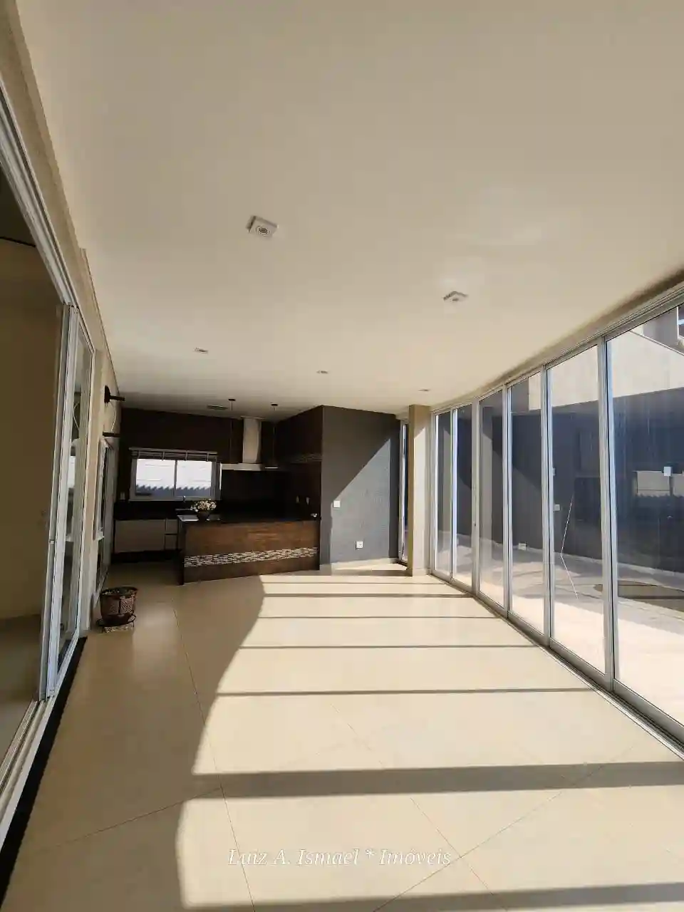Casa de Condomínio com 4 quartos à venda, 460m² — foto 17 de 55