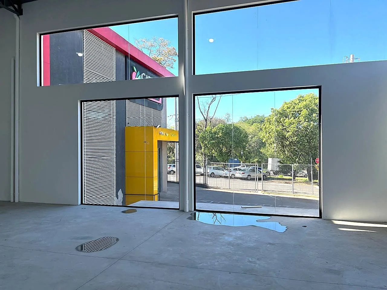 Loja / Salão / Ponto Comercial para aluguel, 670m² — foto 15 de 20