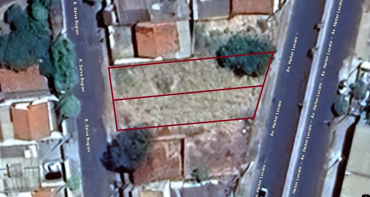 Terreno / Lote / Condomínio à venda, 366m² — foto 2 de 3