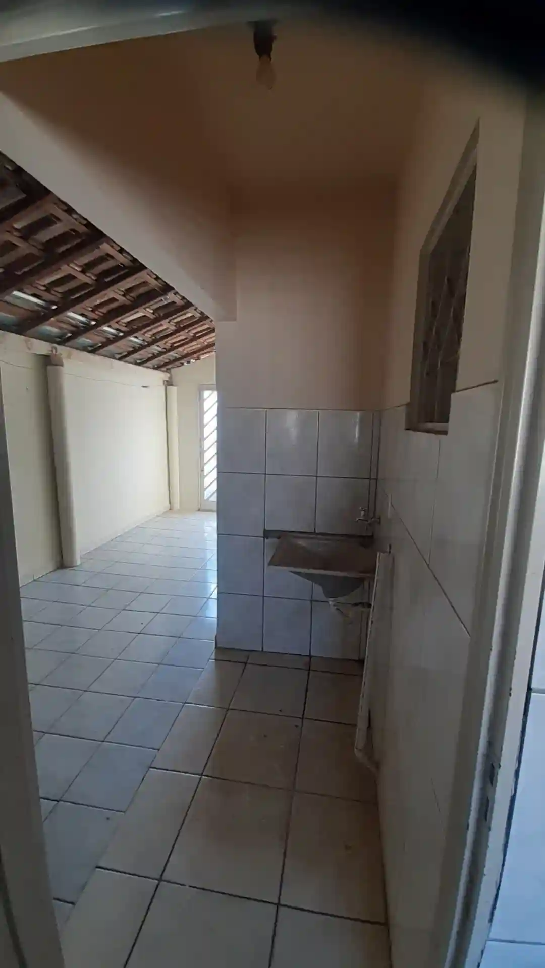 Casa com 2 quartos à venda, 200m² — foto 9 de 12