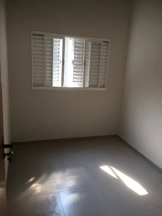 Casa com 3 quartos à venda, 220m² — foto 5 de 8