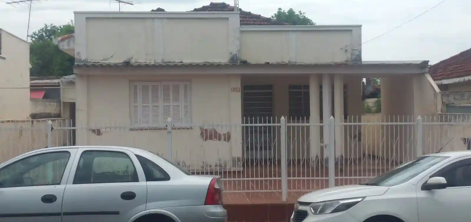 Casa com 2 quartos à venda, 242m² — foto 3 de 9