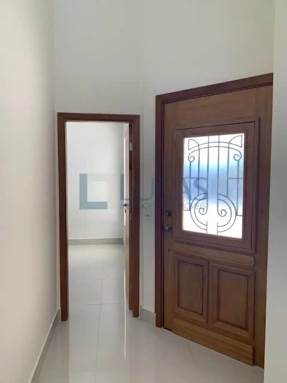 Casa de Condomínio com 3 quartos à venda, 220m² — foto 12 de 35