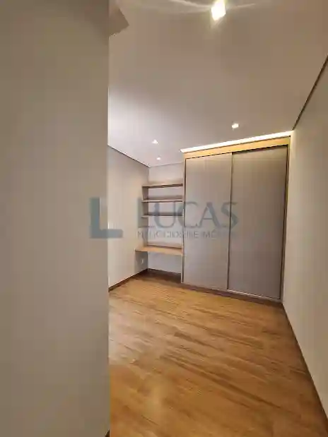 Casa de Condomínio com 3 quartos à venda, 225m² — foto 12 de 13