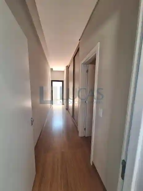 Casa de Condomínio com 3 quartos à venda, 225m² — foto 7 de 13