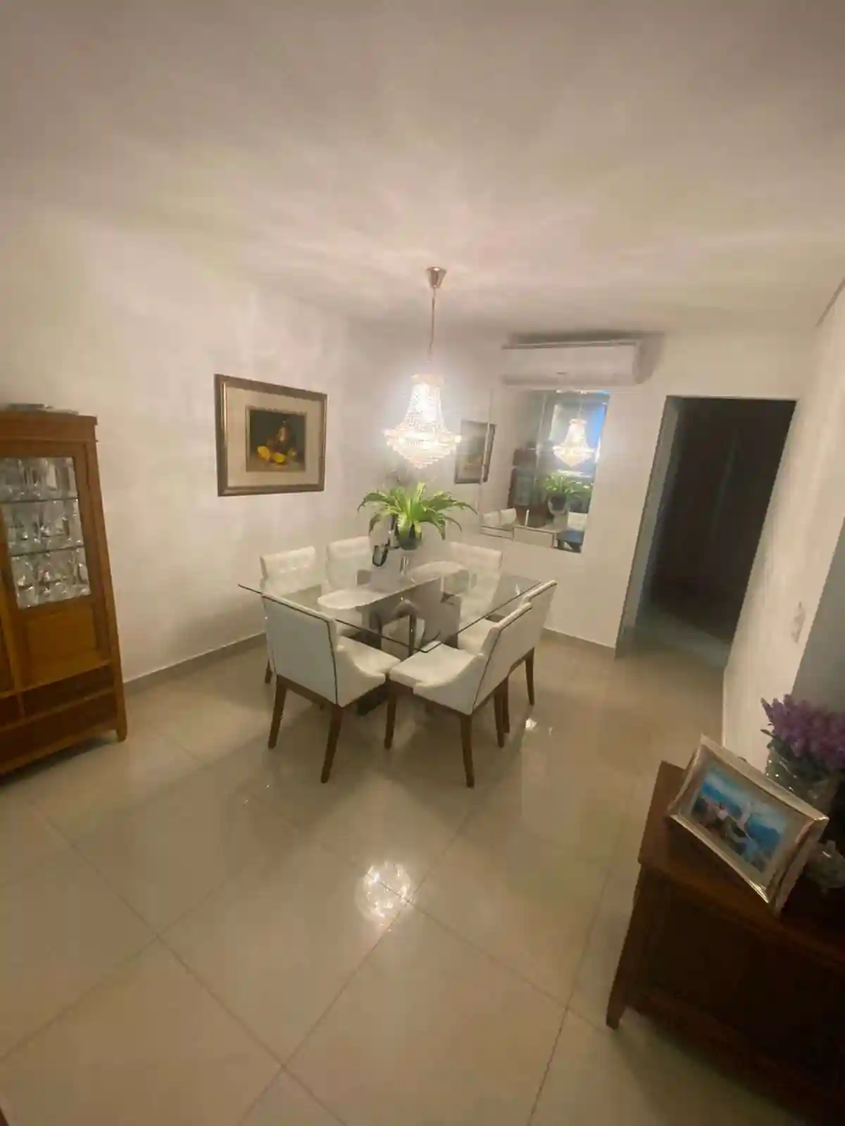 Apartamento com 3 quartos à venda, 105m² — foto 1 de 9
